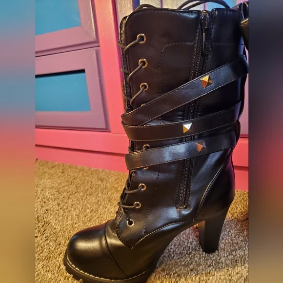 Hot Black Leather Boots Side Zip Buckle Strap Chunky High Heel with Studs Size 8 - Picture 8 of 13